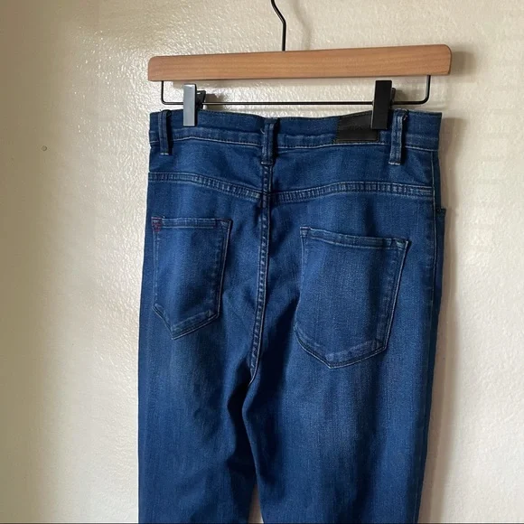 BDG | Super High Rise Twig Ankle Jeans - Picture 4 of 7